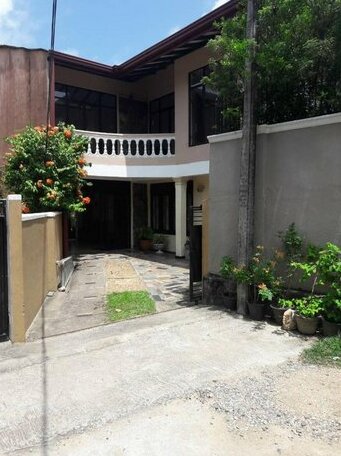 Home Stay Waragoda