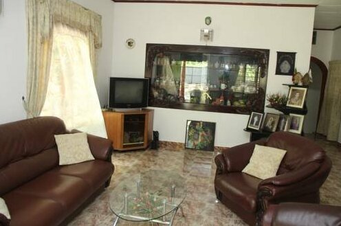 Officer's Club - Photo5