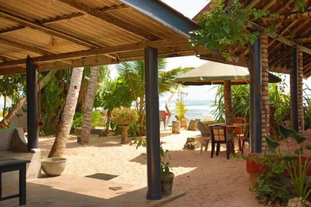 Blue Corals Beach Bungalow - Photo2