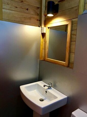 Eco friendly 'Seasons Four' Treehouse in Matara - Photo4