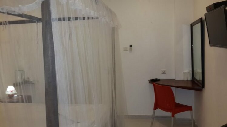 Estuary Hotel - Photo2
