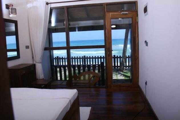 Love Birds Beach Mini-Hotel - Photo3