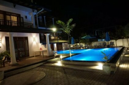 Malee Villa Beach Inns Holiday Resort