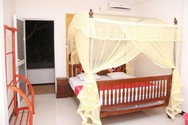 A One Calm Palace - Photo4