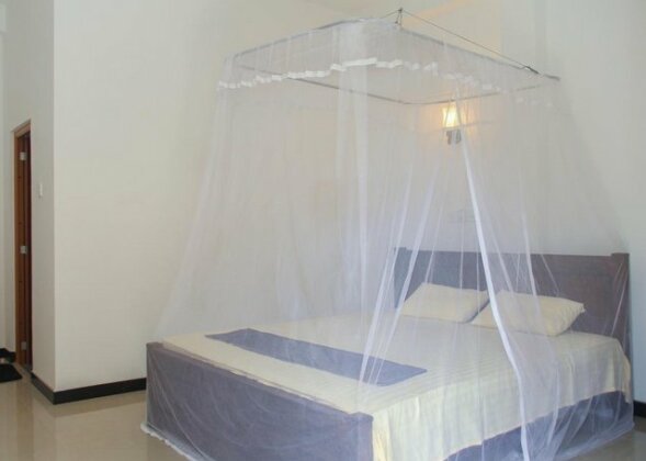 Kushan Guest - Photo5