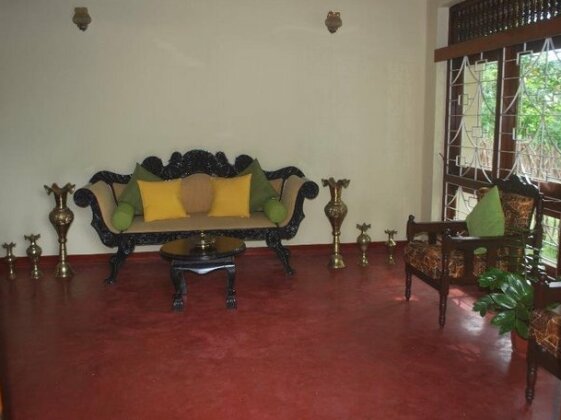 Muthu Nila - Photo2