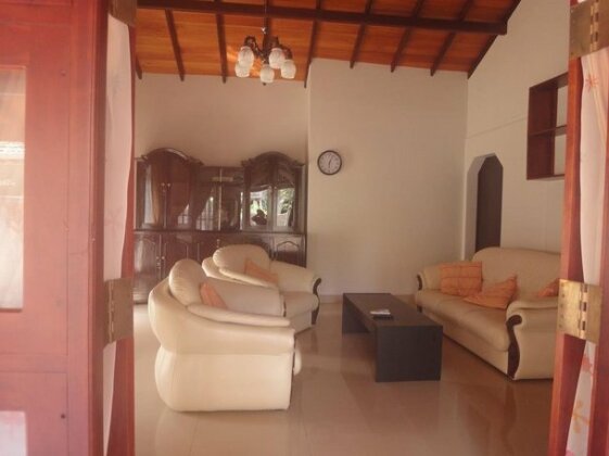 Bougainvillea House Negombo - Photo5