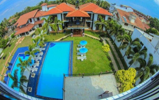 Christima Residence - Photo2