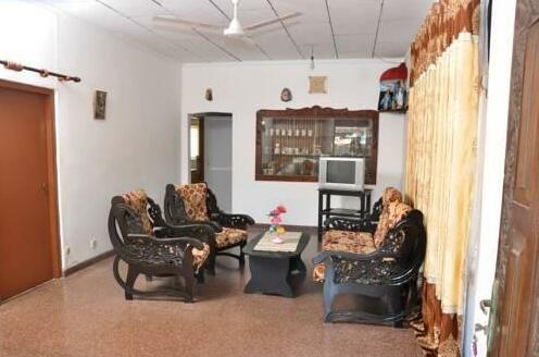 HKS Beach Guest House - Photo3