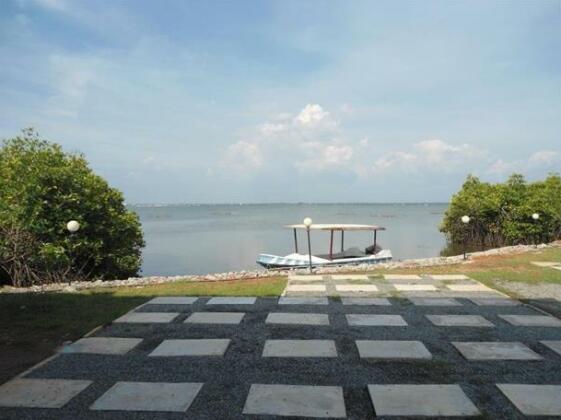 Hotel Chawick Lagoon - Photo2