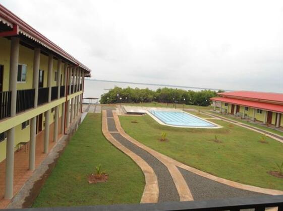 Hotel Chawick Lagoon - Photo4