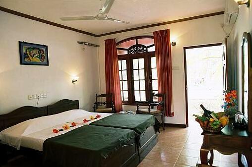 Hotel Lagoon Paradise - Photo3