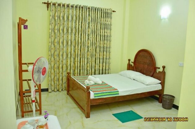 House of Richness - Photo4