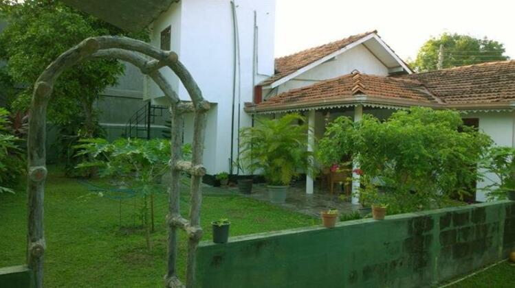 L L P Guest house - Photo2