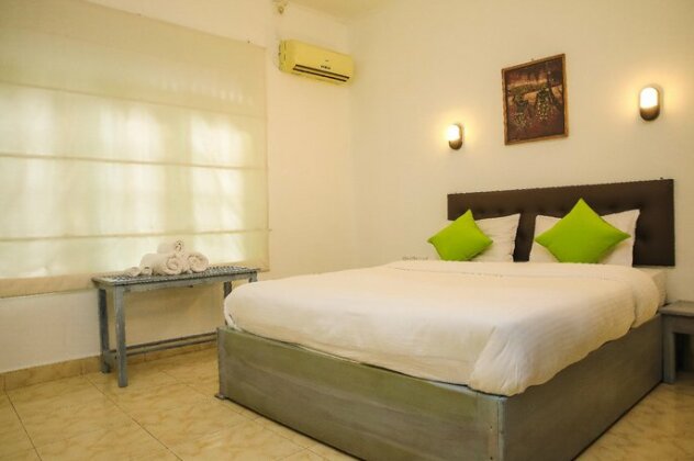 Negombo Beach by Flipflop Hostels - Photo3