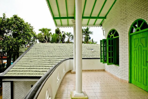 Negombo Beach by Flipflop Hostels - Photo4