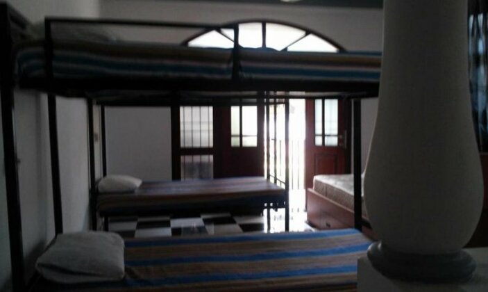 Negombo Hostel Villa - Photo2