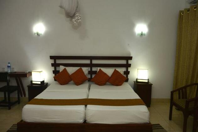 Rainbow Beach Hotel Negombo - Photo5