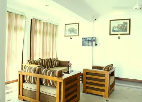 Ravindu Beach Resort - Photo4