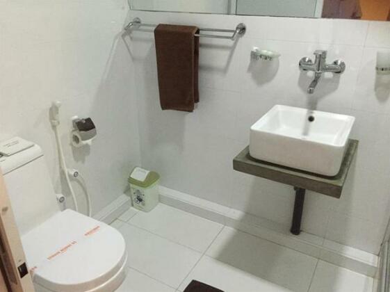 Reggie's Guesthouse - Photo4