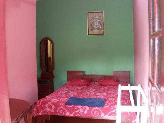 Riverdale Guest House - Photo3