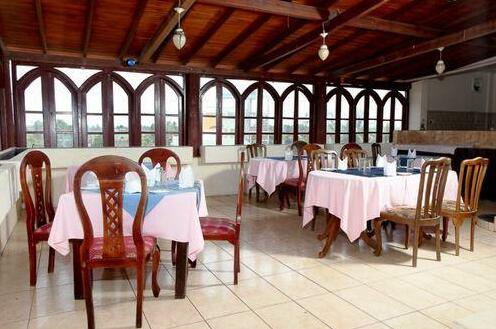 Royal Castle Hotel - Photo4