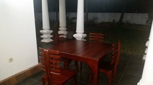 Shantha Home - Photo5