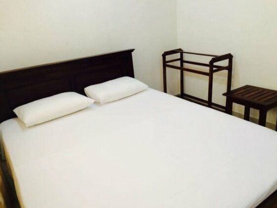 Sleep Cheap - Photo5