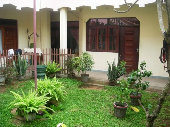 Sri Lak Inn - Photo2