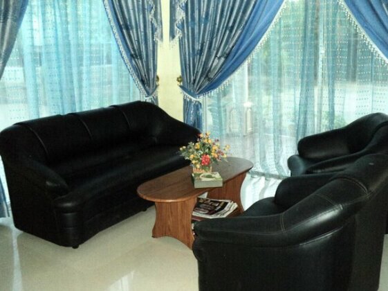 Tharindu Guest House - Photo3