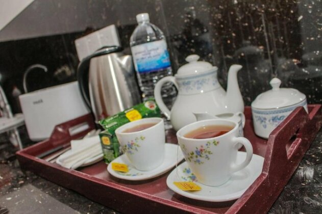 The Alexis's Guest House - Photo4