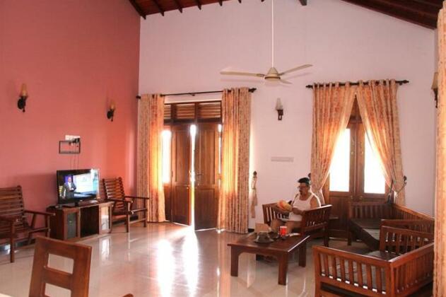 The Breeze Residence - Photo3