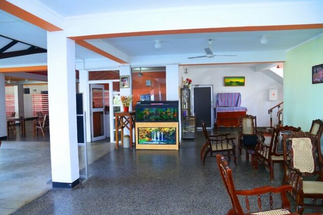 Topaz Beach Hotel - Photo5