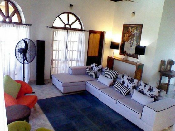 Villa Sea Breeze Negombo - Photo4