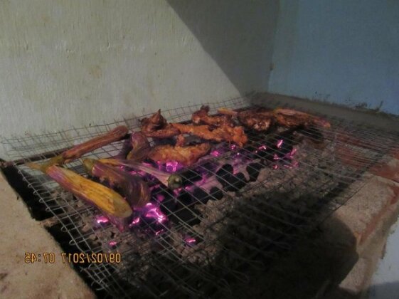Yoho Aradhana Holiday Home - Photo2