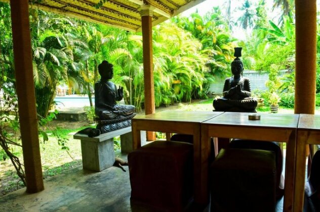 ZEN Rooms Hideaway - Photo2