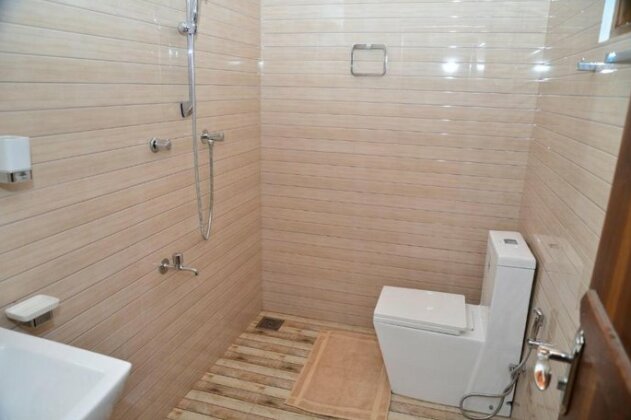 NN Beach Hotel - Photo4
