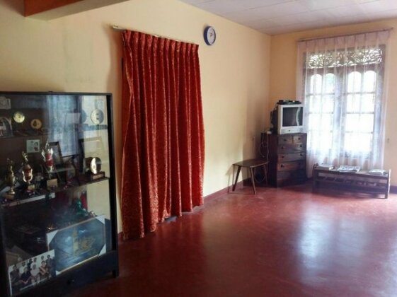 Pinnawala home stay - Photo4