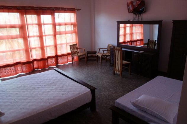 Alaia Resort Arugambay - Photo3