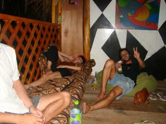 Hakuna Matata Arugambay - Photo2