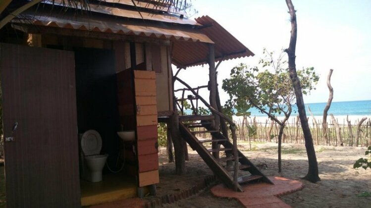 Light House Beach Hut - Photo2