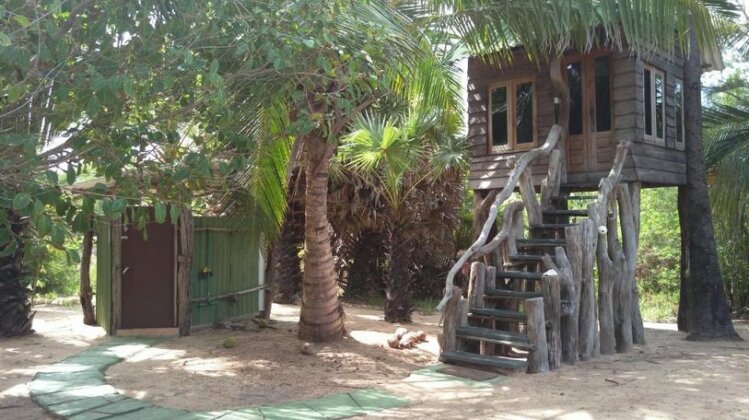 Light House Beach Hut - Photo4