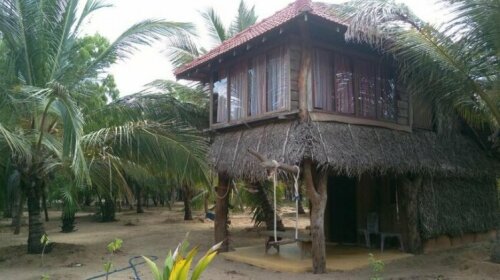 Light House Beach Hut
