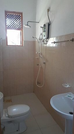 Sandy Beach Hotel Pottuvil - Photo4