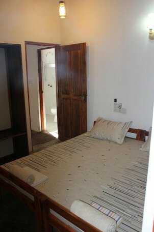 Sandy Beach Hotel Pottuvil - Photo5