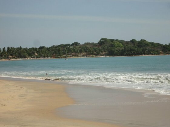 Surf & Sand Hotel Pottuvil