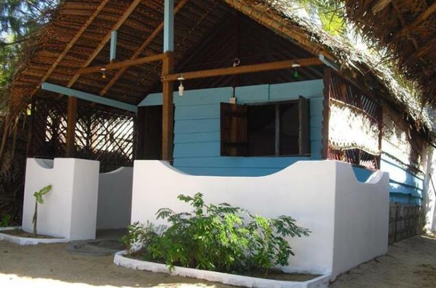 Surf & Turf 2 Arugambay - Photo2