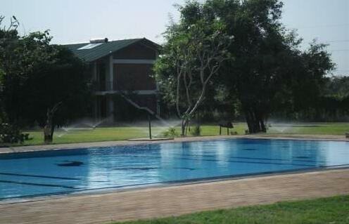 Camellia Resort and Spa - Photo2