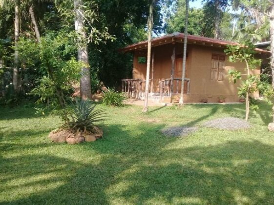 Mud House - Photo3