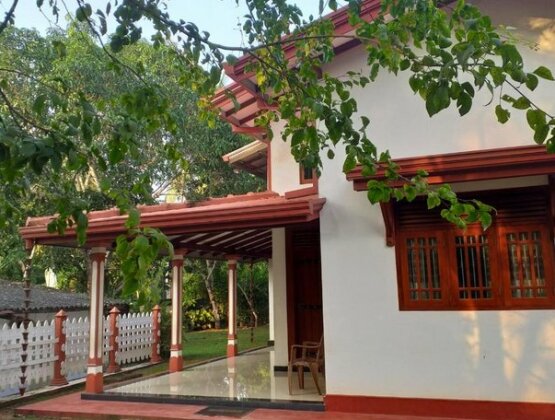 Shalona garden - Photo5